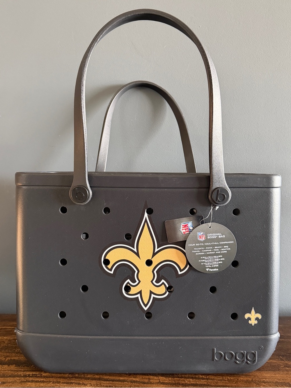 NEW ORLEANS SAINTS ORIGINAL SIZE BOGG BAG~BNWT INCLUDES 2 CLEAR BAG INSERTS